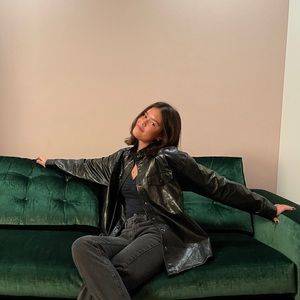 Meet your Posher, Arysa